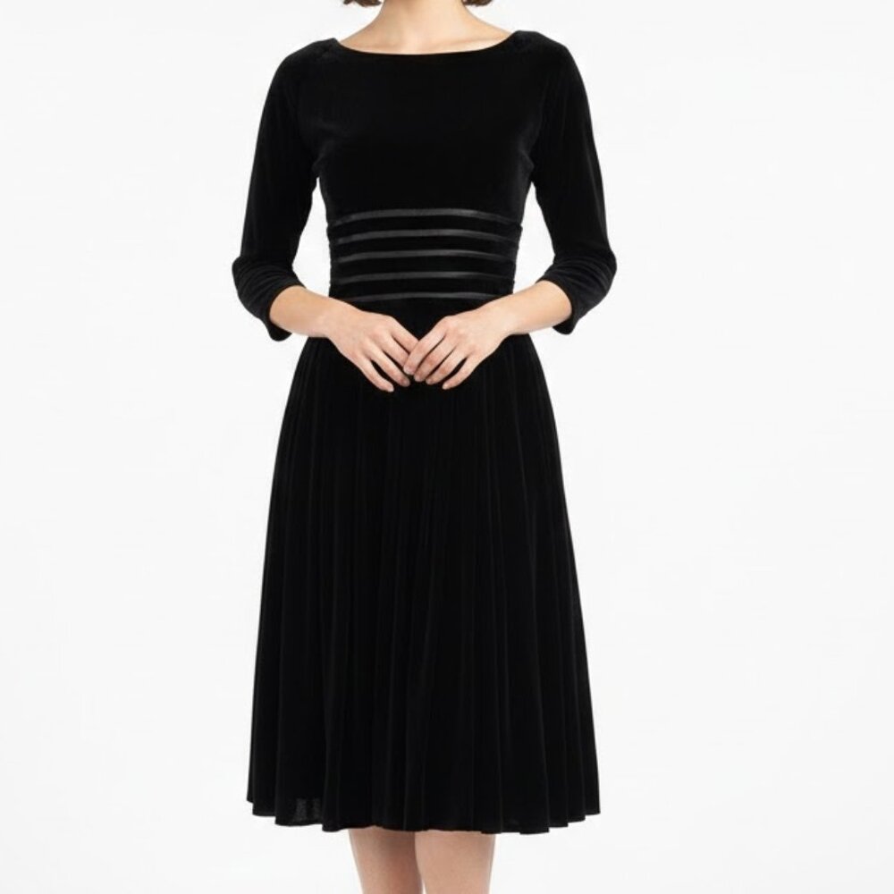 Vintage 50s 60s Black Velvet Cocktail Dress